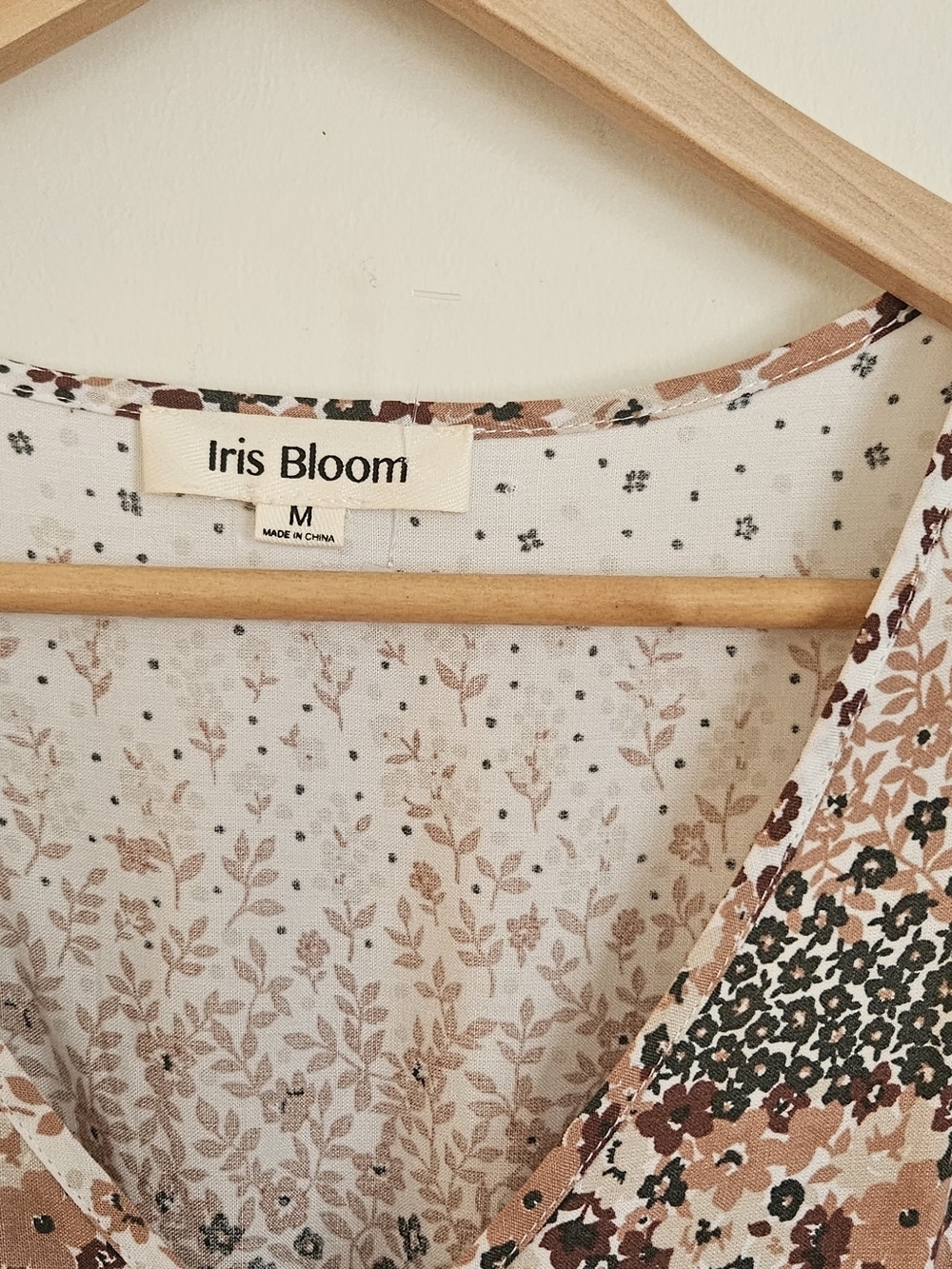 Iris Bloom Boho Floral Maxi Dress - Size M - High-Low Hem - Picture 8 of 11